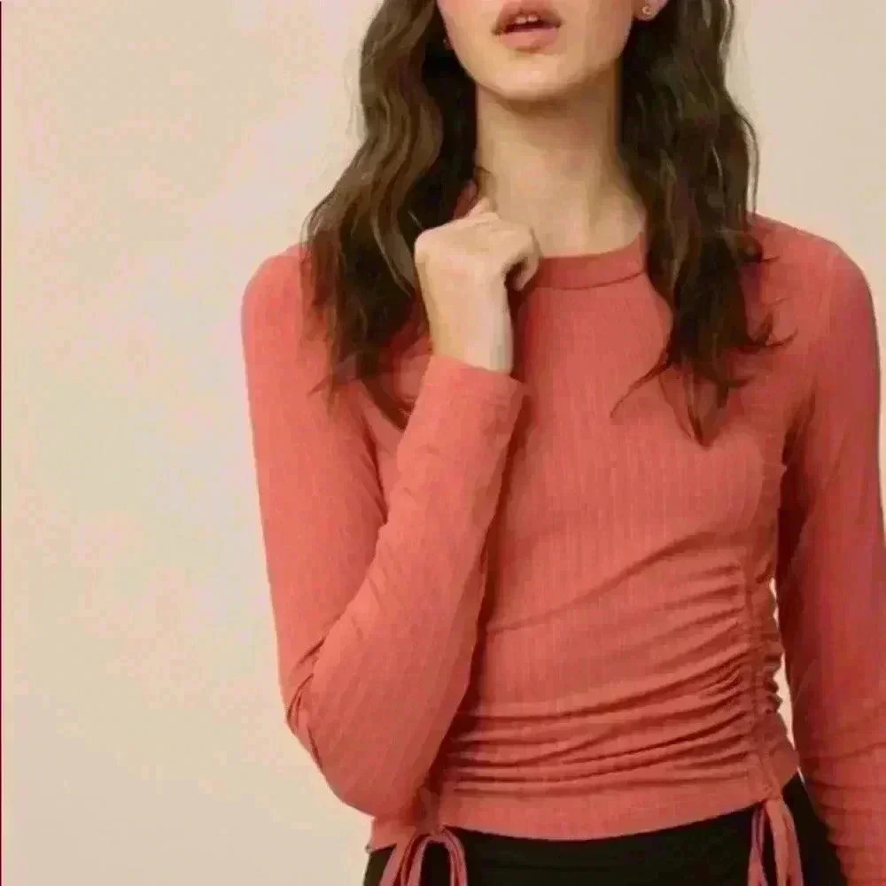 Ribbed Ruched Top